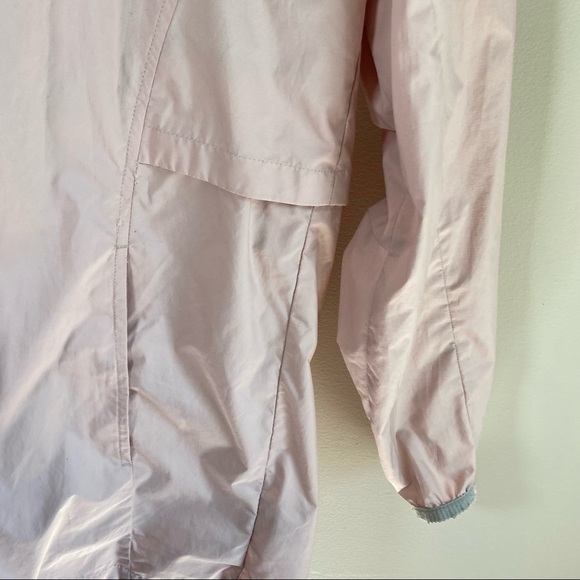 MEC Travel Light Jacket Lightweight Rain Jacket Hooded Powder Rose Medium - Picture 10 of 11